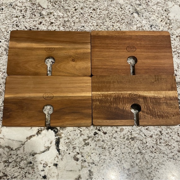 Like New 4 Acacia Wine Trays 🍷 - Picture 4 of 5